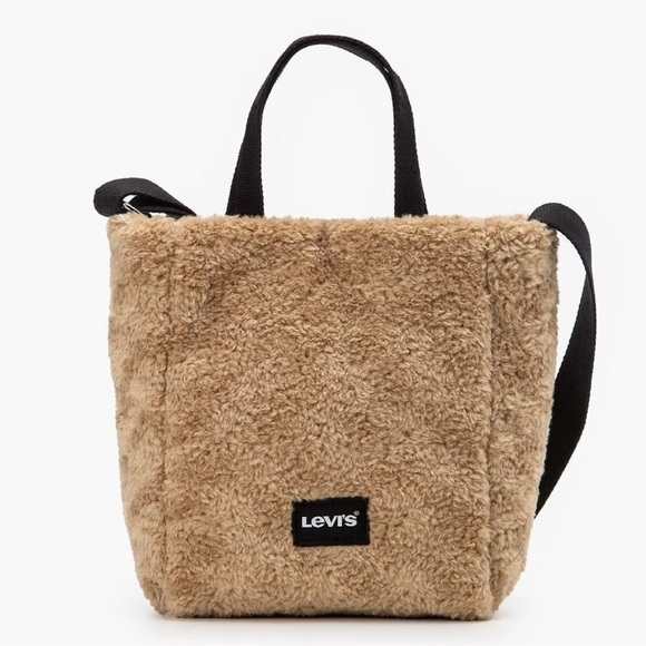 NWT Levi’s Faux Fur Mini Icon Tote Bag Tan Crossbody Bag - Picture 1 of 10